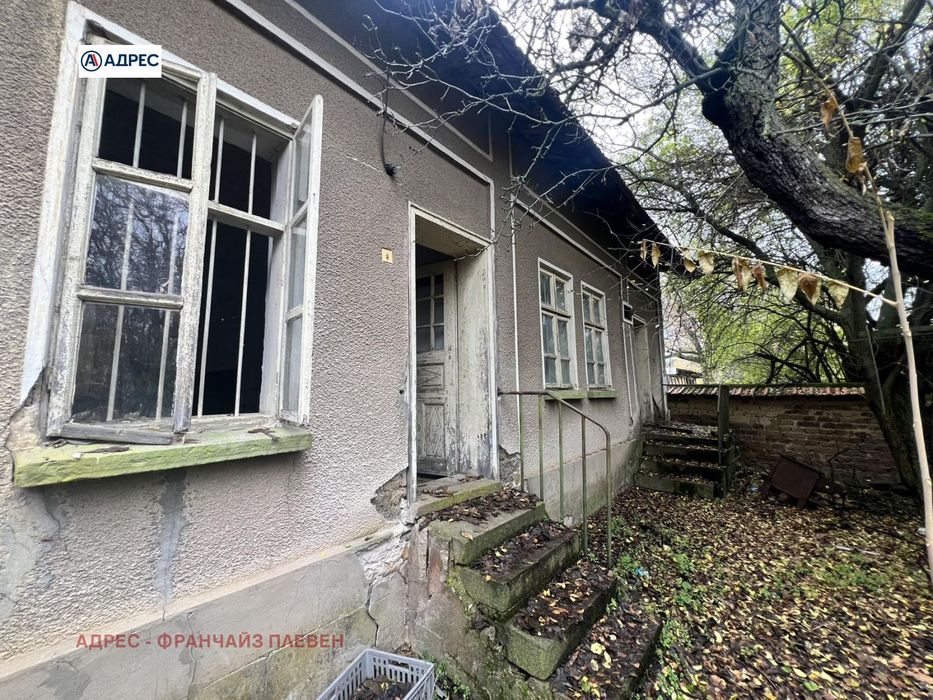 Къща в Ловеч, област-с.Дойренци площ 52 цена 15000