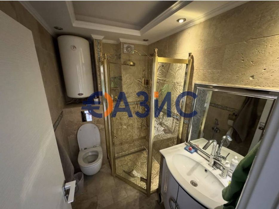 # 33406328 Четиристаен апартамент във Вила Калабрия, Свети Влас. общо: