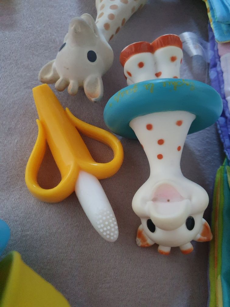 Jucarii ptr bebe,girafa Sophie, banana dentitie
