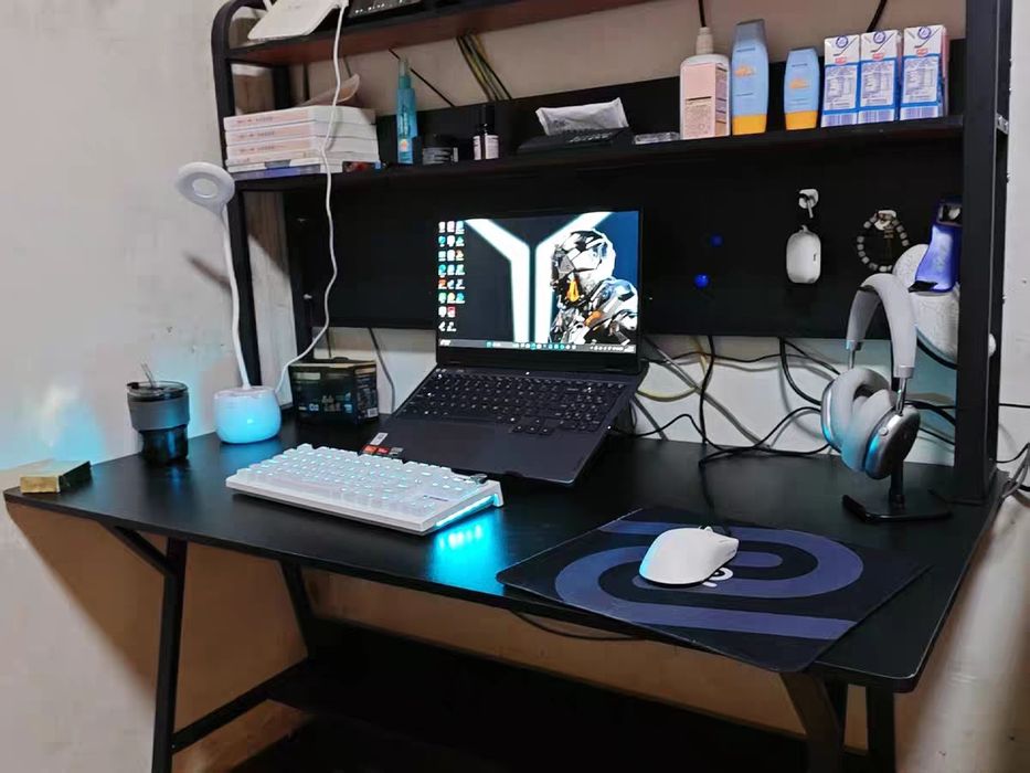 Стол для компьютера