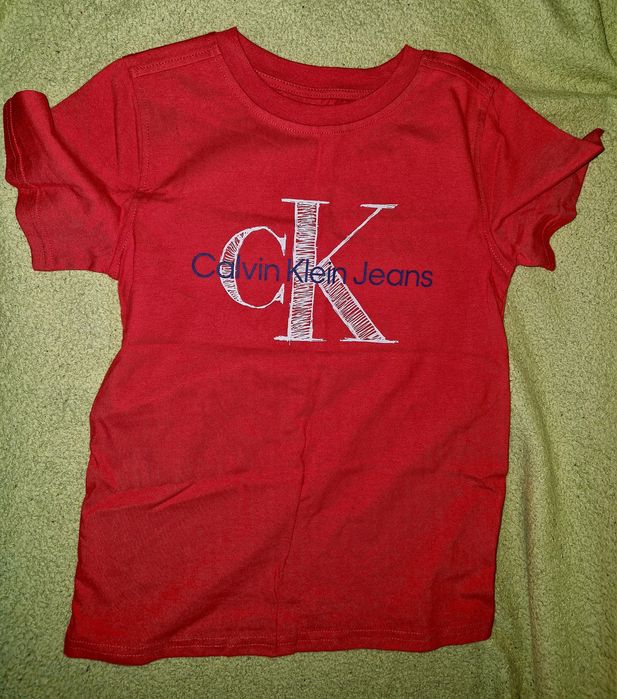 Tricou nou Calvin Klein