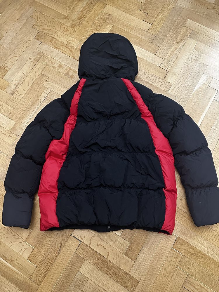 Nike Jordan puffer jacket яке джордан Оригиално!