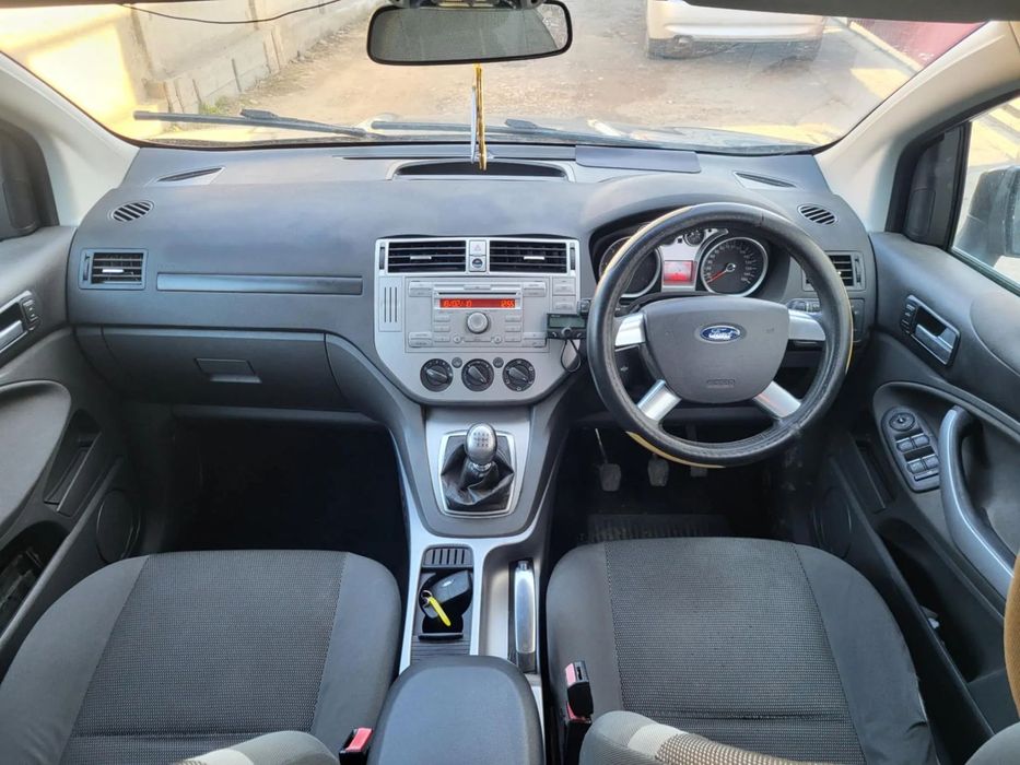 Bara fata/ Capota /Aripa/Far Ford Kuga 2010 2.0 TDCI
