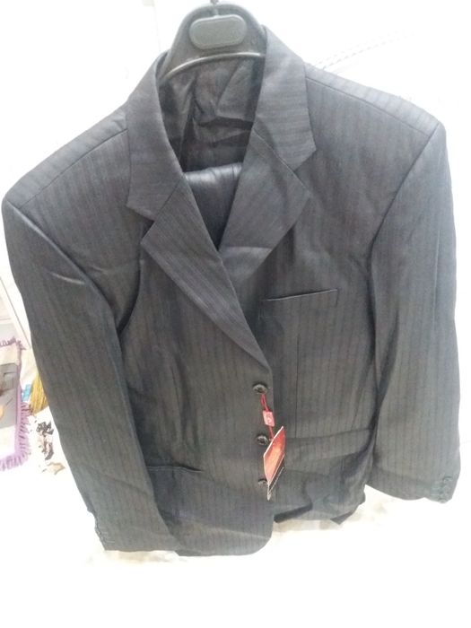 Костюм 52 раз Франция Remo Danielli новый тройка