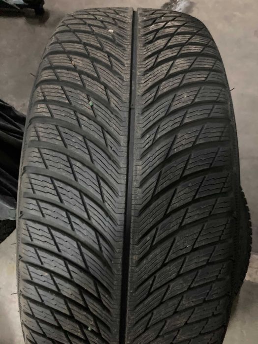 245 45 20 Anvelope Iarna Michelin Alpin 5 SUV DOT 2022