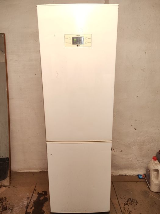 Холодильник рабочий