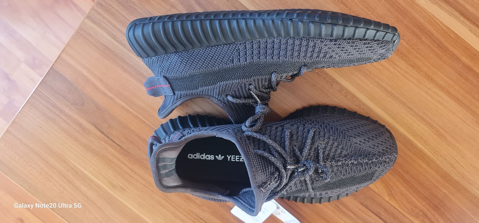 Yeezy Boost 350 V2 Black Reflectiv