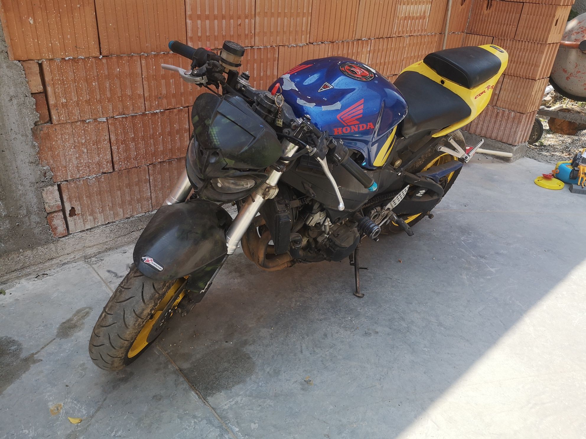 Honda cbr 954 на части