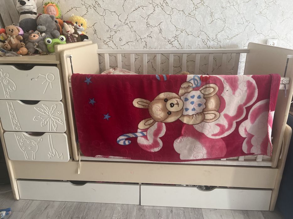 Срочно продам кроватку