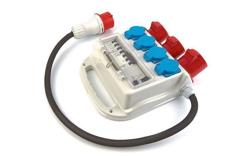 Преносима кутия за дистрибуция и защита 3х400v 4х230v ip44