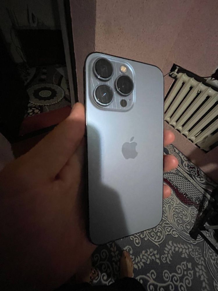 iPhone 13 Pro