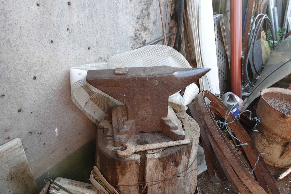 Nicovala pentru fierărie de 100 kg