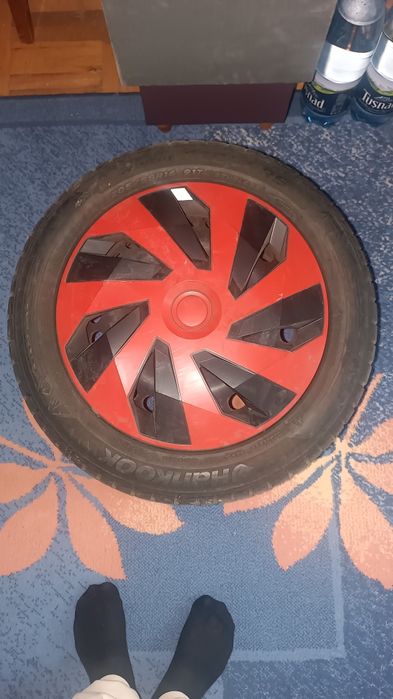 Vând geanta de tabla cu cauciuc de iarna