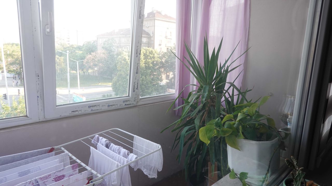Дава се под наем Двустаен апартамент в Пловдив, Гагарин - 65 кв.м за 357 € - Снимка #9