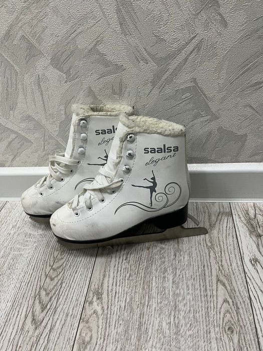 Продам коньки 36-37 рр