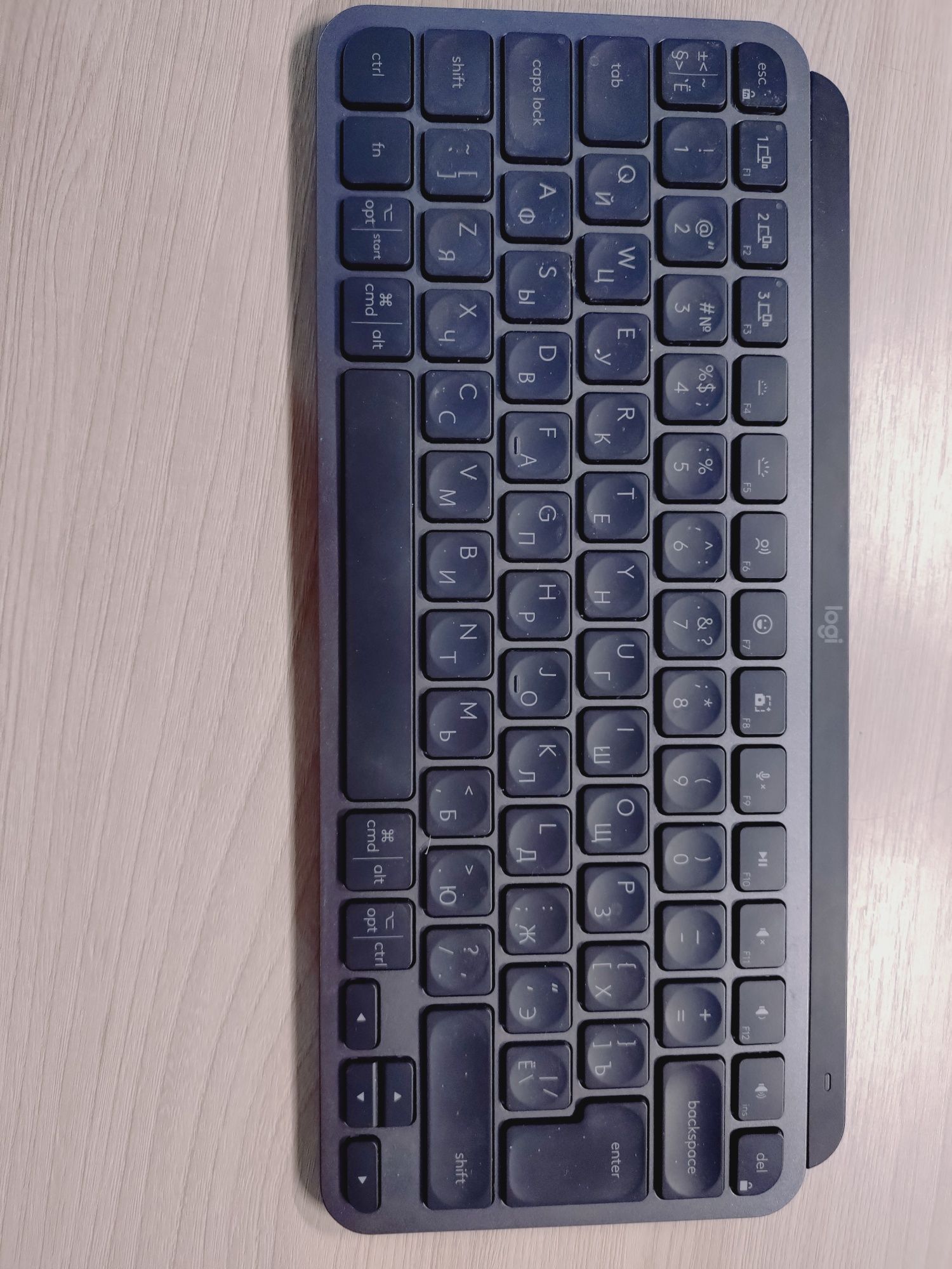 Logitech MX keys mini