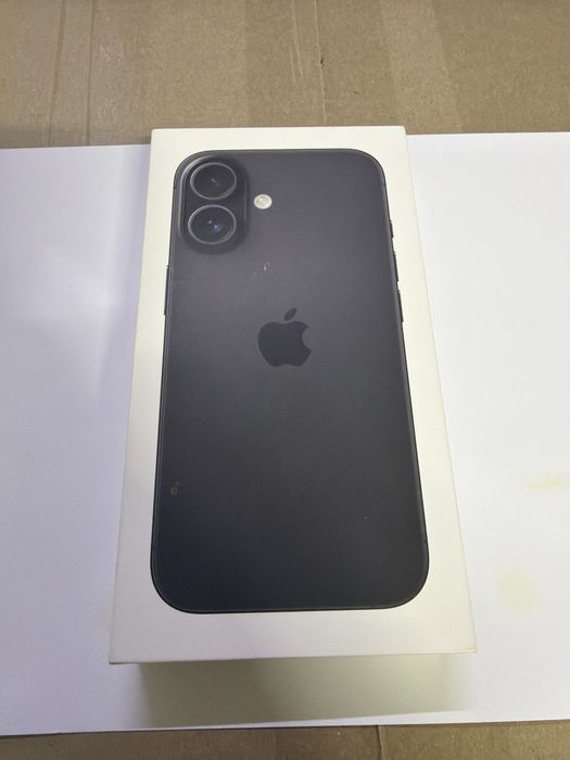 Iphon 16 в идеальном состоянии.