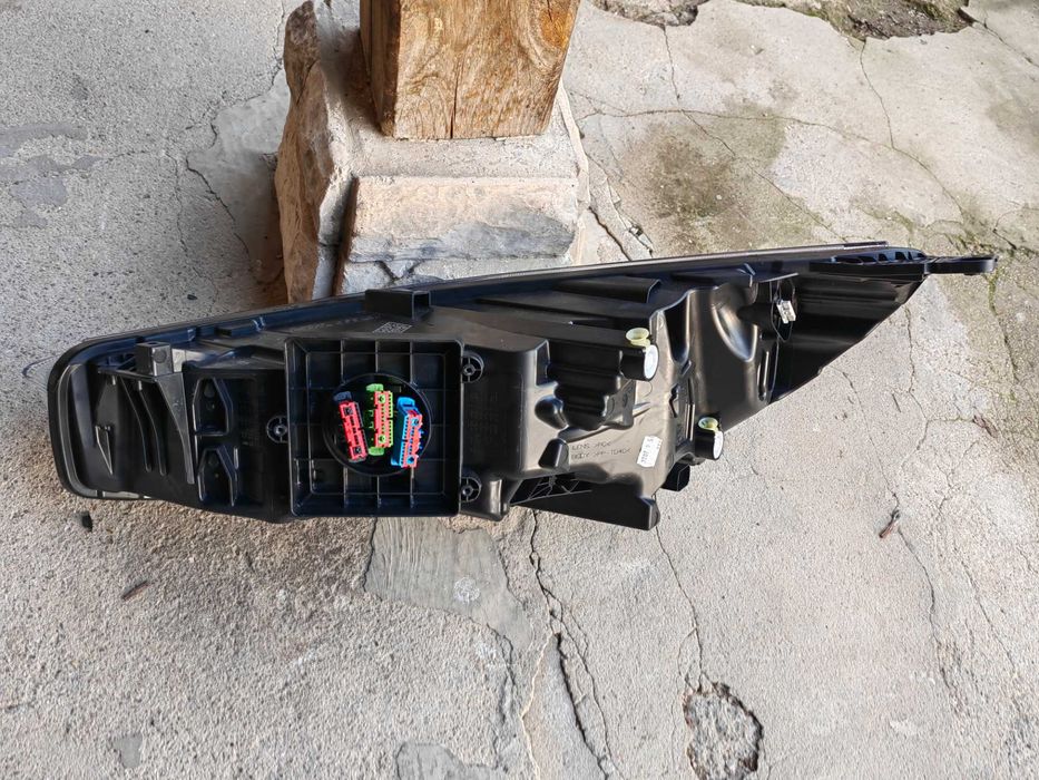 Фар Ford Fokus Ford LED десен/Фар Форд Фокус МК4 Оригинален