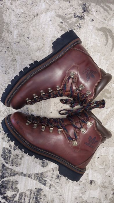 Bocanci de piele adidas