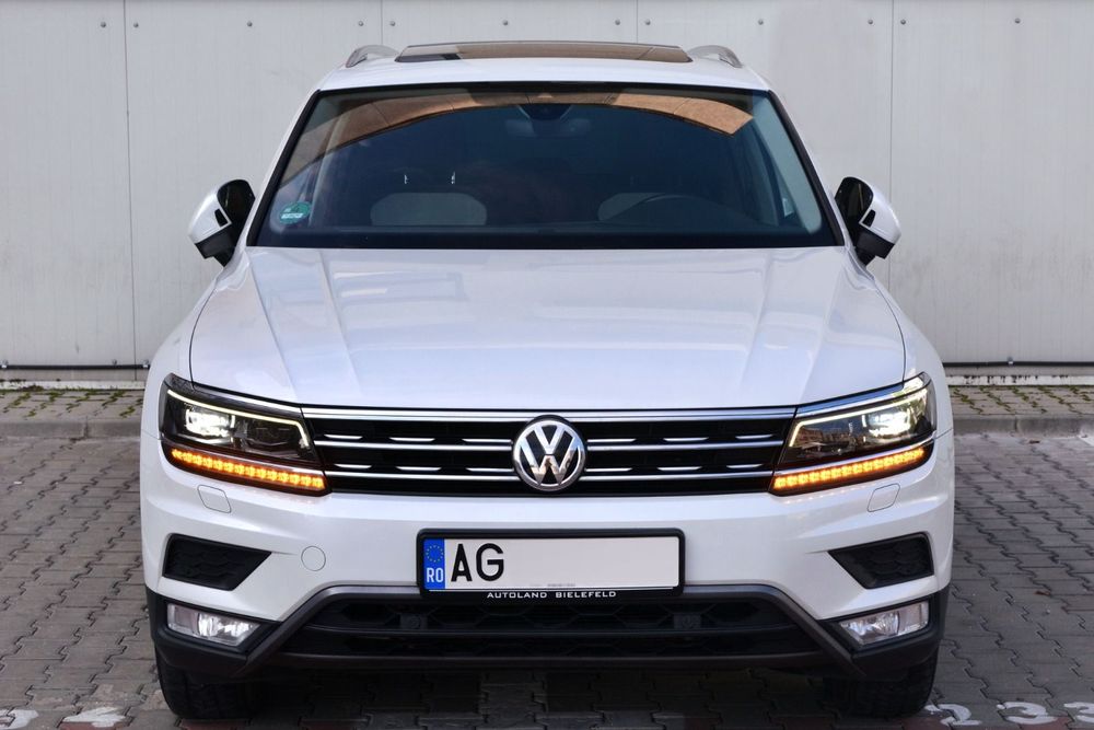 Volkswagen Tiguan VW TIGUAN 2017 / ALB PERLAT / Virtual Cockpit /4 MOTION / Trapa / Full