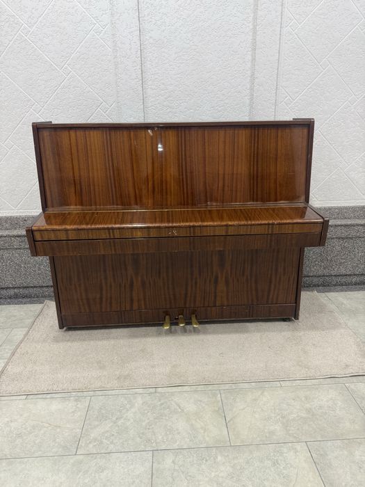 Продается срочно фортепиано