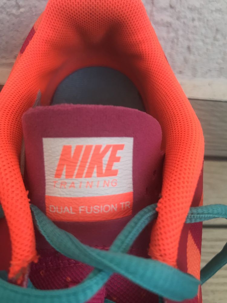 NIKE Training Dual Fusion TR