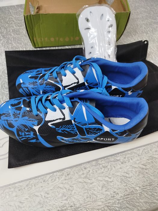 Бутсы сороконожки