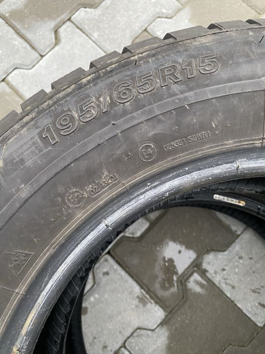 195/65/15 set 2buc continental m+s fara defect