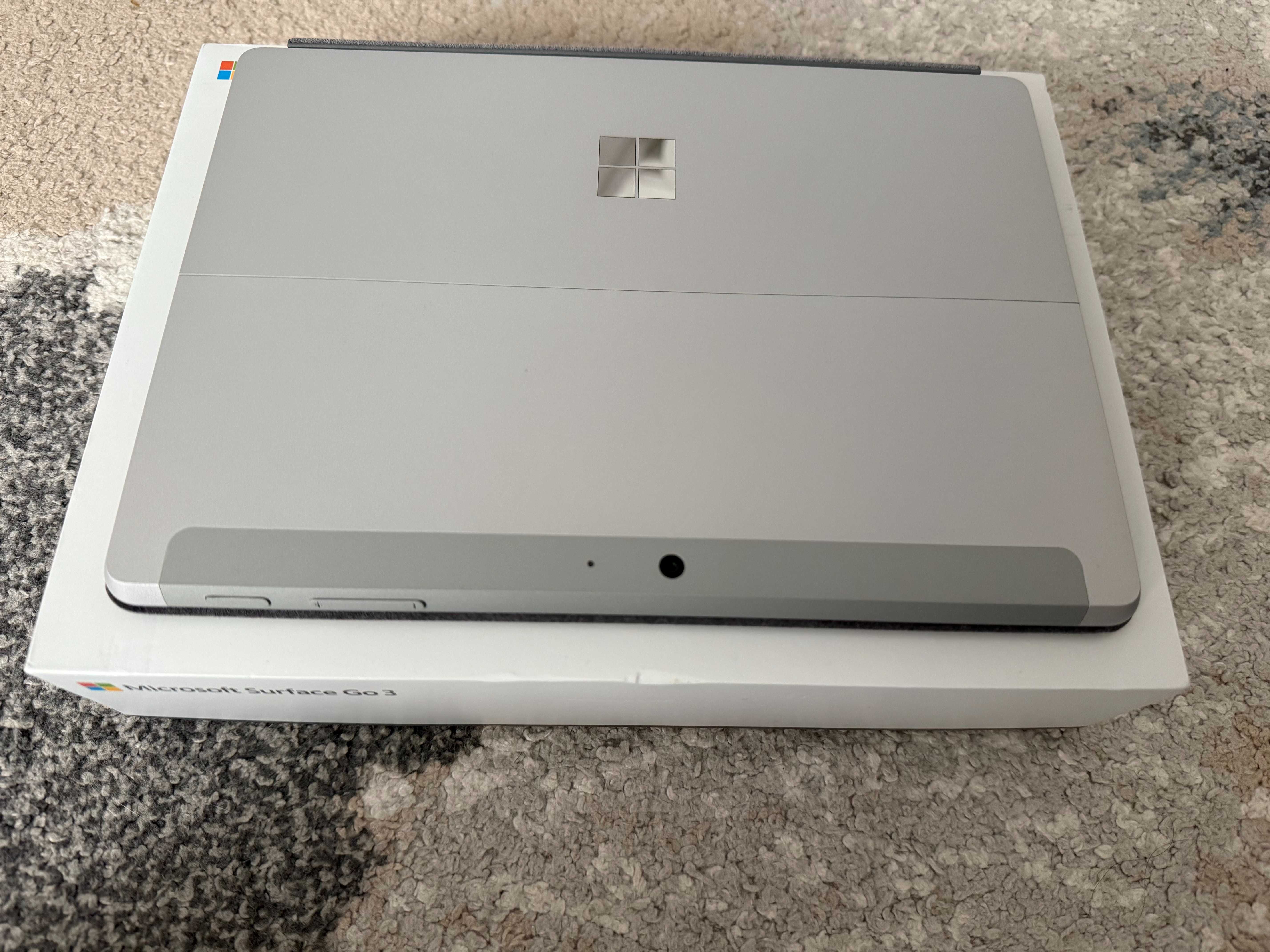 Microsoft Surface Go 3 / 256 SSD / Intel Core i3 / 8Gb Ram NOUA