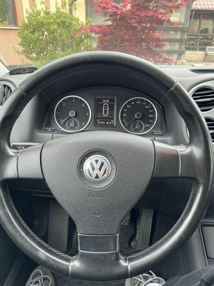 Volkswagen TIGUAN 4x4 (CarVertical)