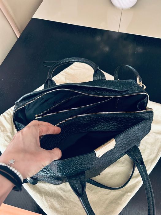 Geanta Burberry din piele