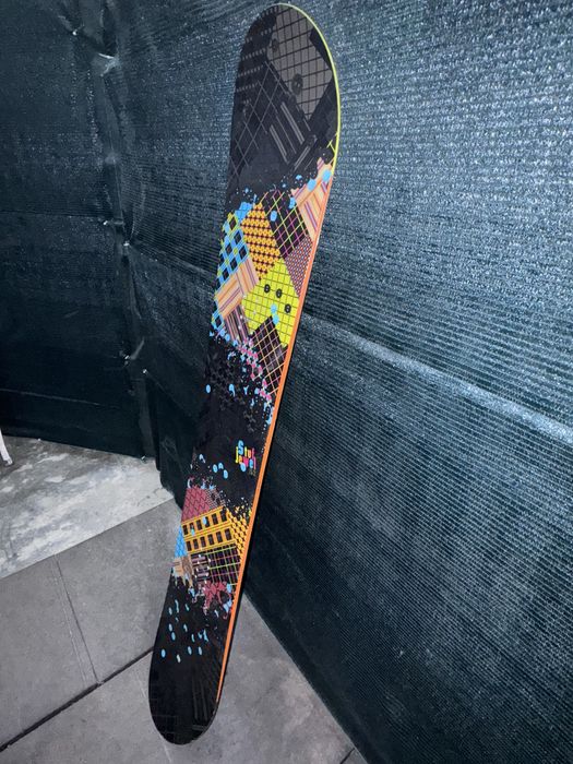 Vand placa snowboard Stuf Jewel 152