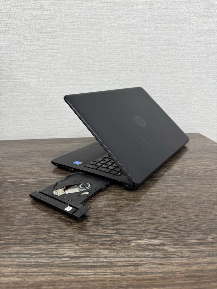 4-Ядерный HP Model 15 intel Core i3 Для Программ Офиса и Учебы!