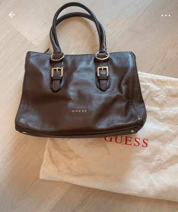 Geanta piele naturala Guess