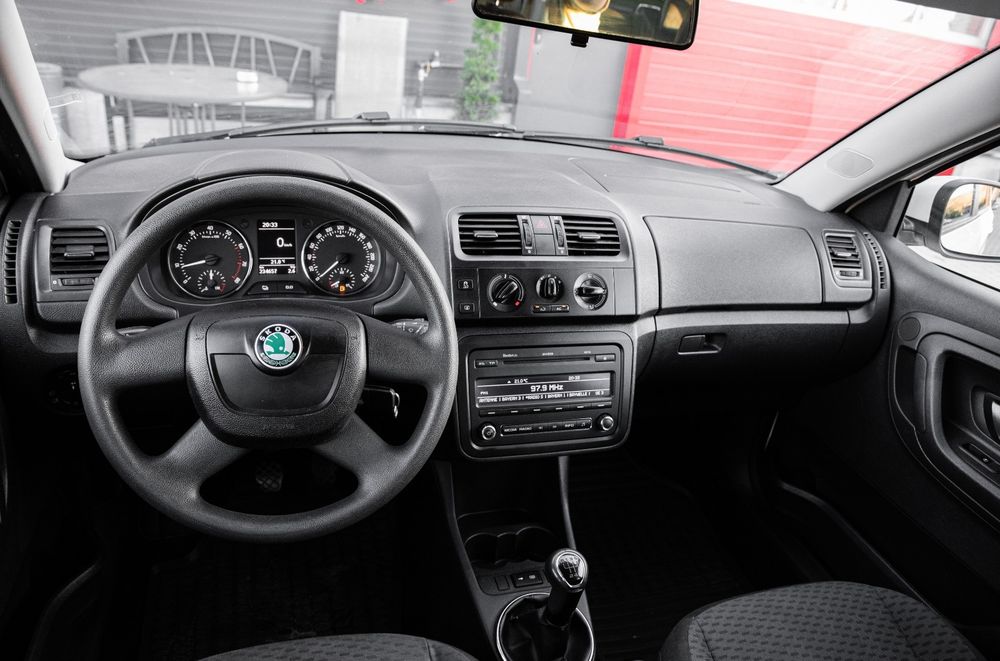 Skoda Fabia  2011 Euro 5  1.2 Benzina 9 Roti Impecabila