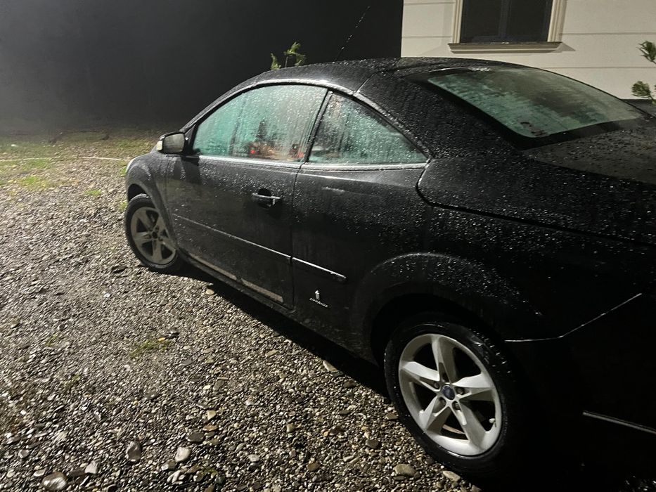 Ford Focus Cabrio DECAPOTABILA robotizat