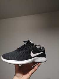 adidasi nike 42,5(urgent)