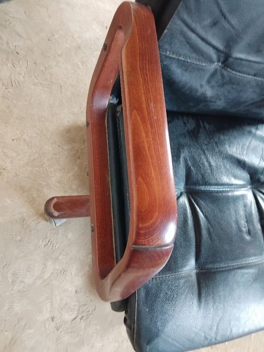 Кресло сатылады жагдаиы жаксы