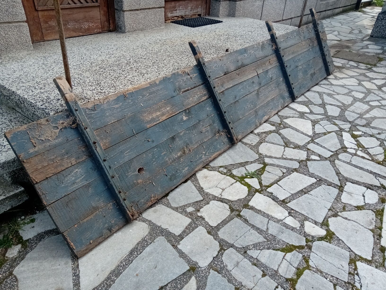 Капаци от газка стават и за зил