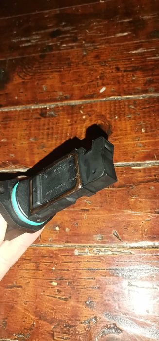 Дебитометър от пасат б6 2тди bkp