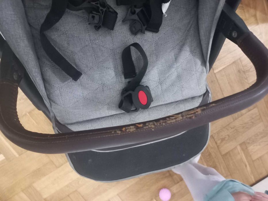 Лятна количка която става и за сън + чувал за сън.