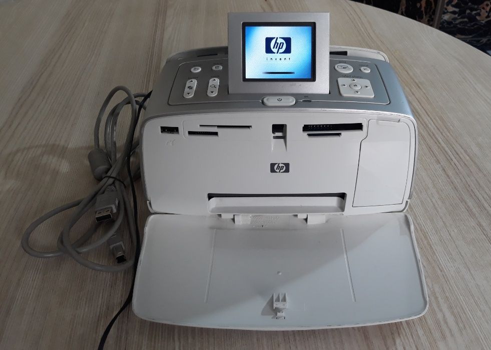 Продам струйный фотопринтер HP Photosmart 375 (без картриджа)