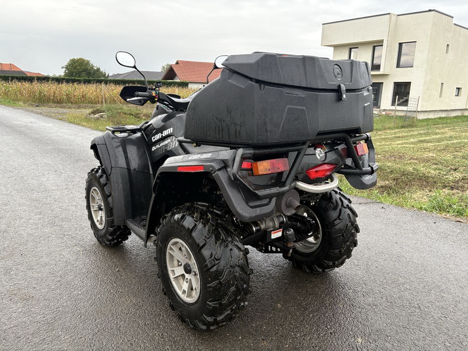 ATV Can am Outlander 800R