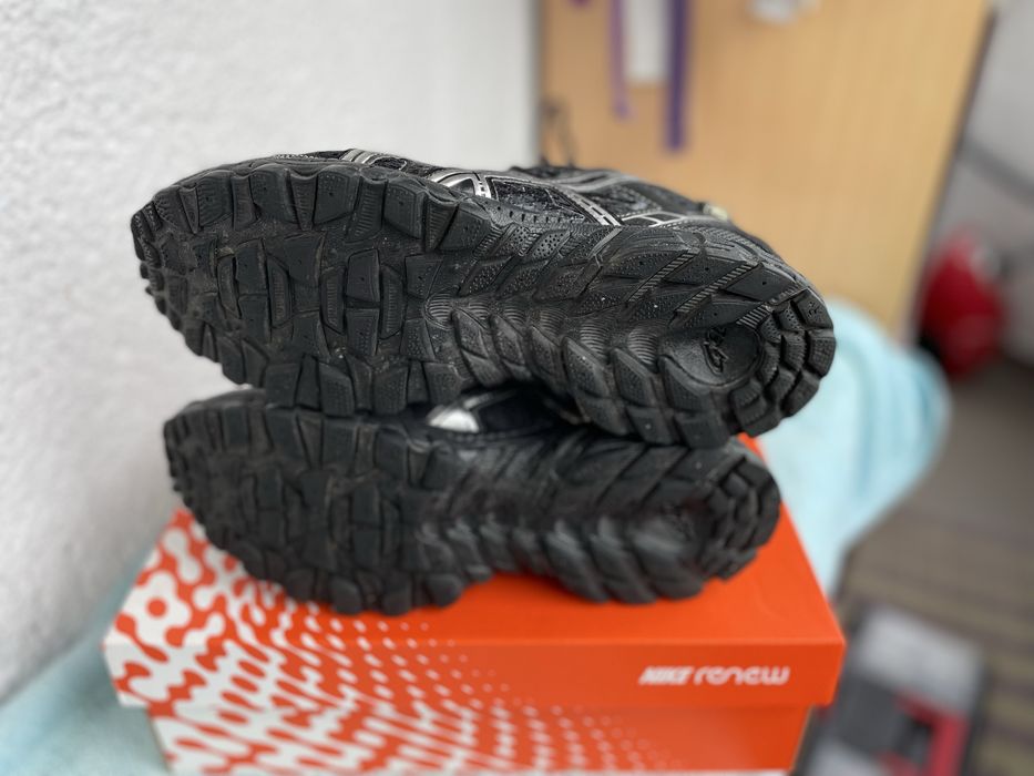 Asics  goretex nr 41 stare ca noi