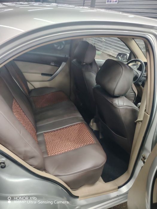 Nexia 3 avtomat srochna sotiladi