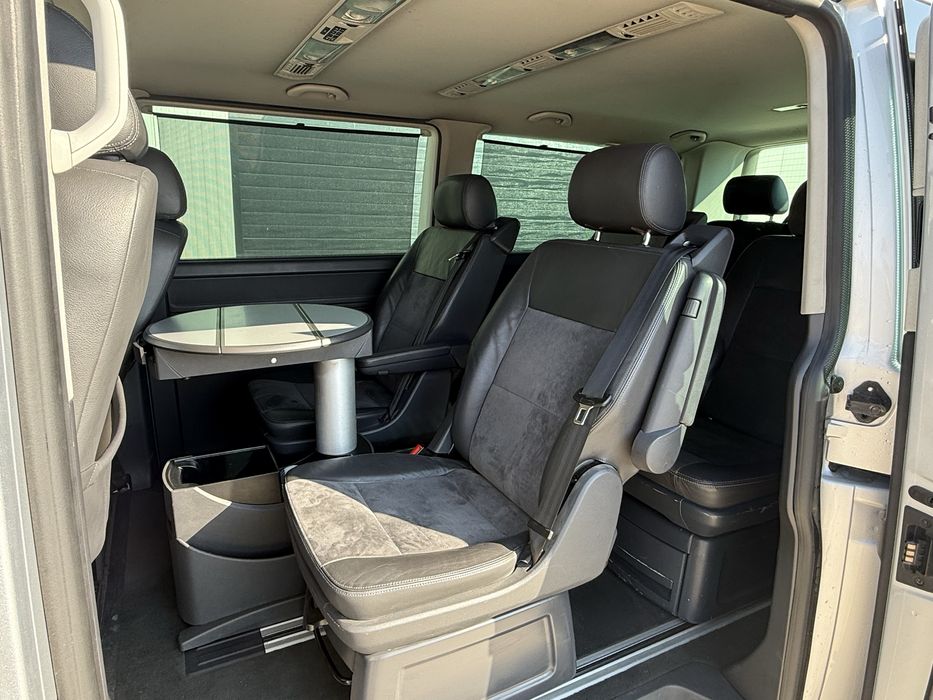 VW Multivan Lung 8 locuri 2012