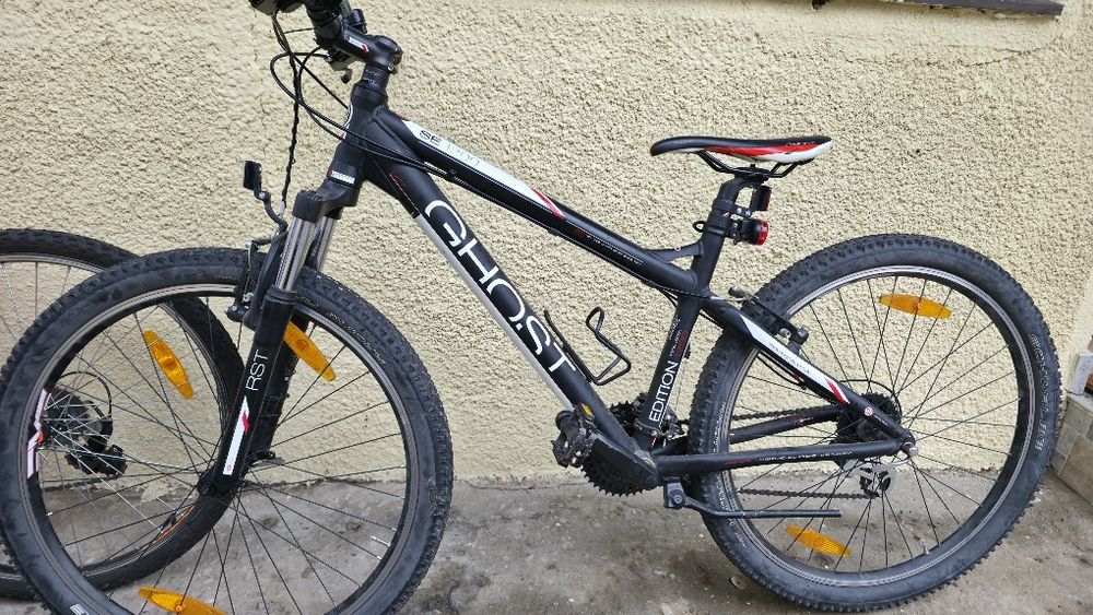 Vand 2 biciclete