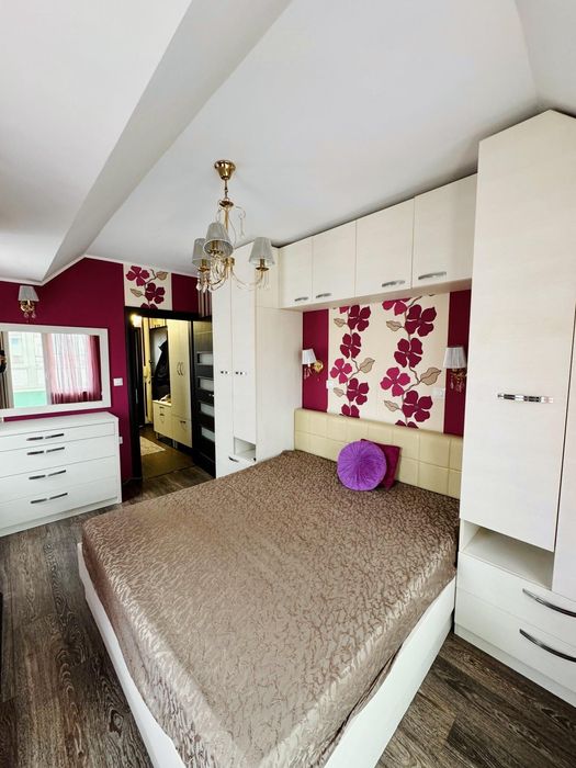 Дава се под наем Двустаен апартамент в Бургас, Изгрев - 66 кв.м за 408 € - Снимка #4