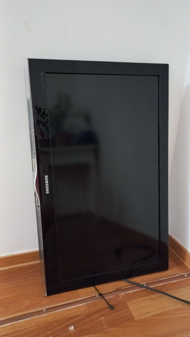 LCD LE32C530 Samsung