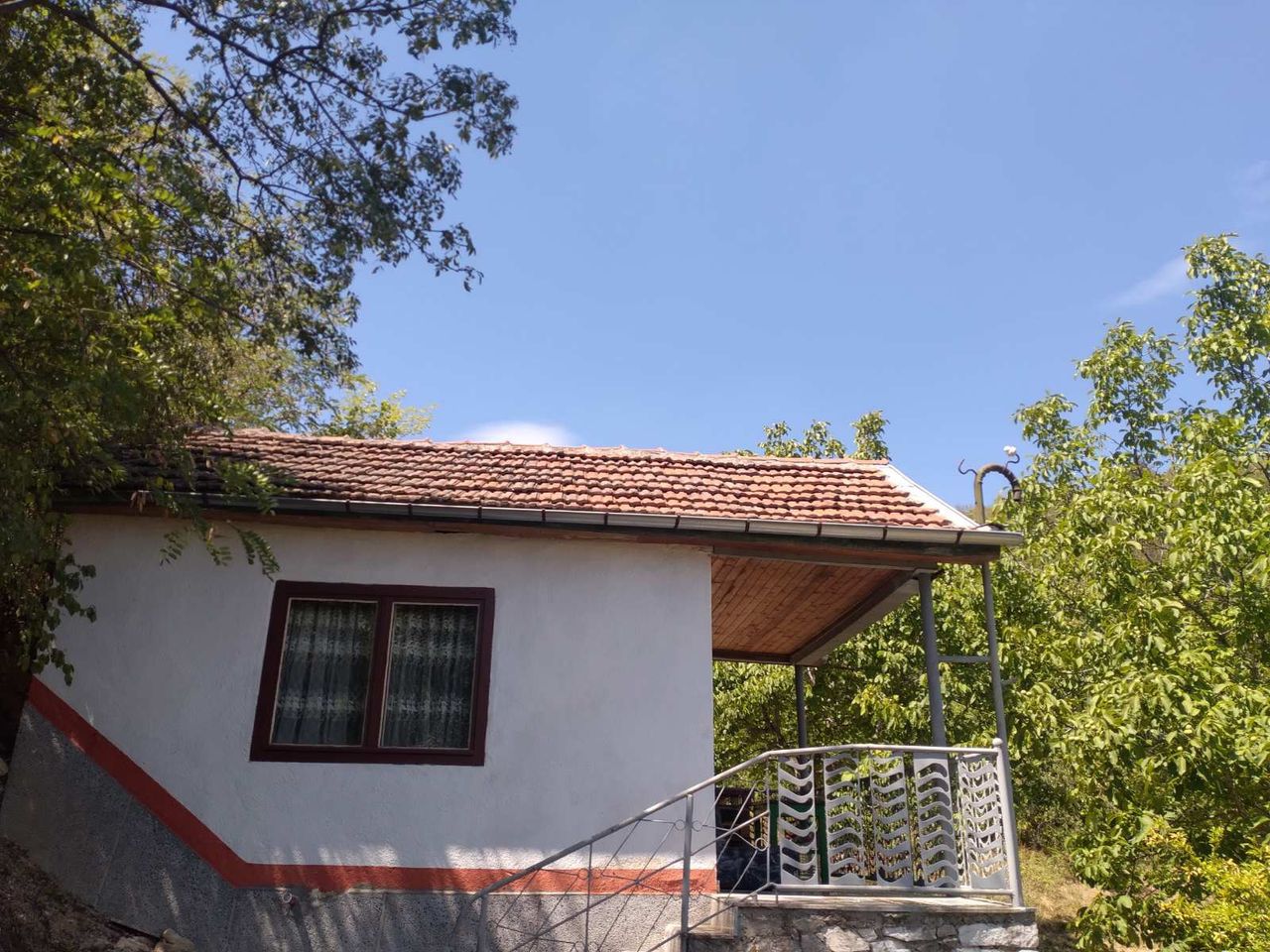 Продава се Къща в Асеновград - 30 кв.м за 1190 €/кв.м - Снимка #3